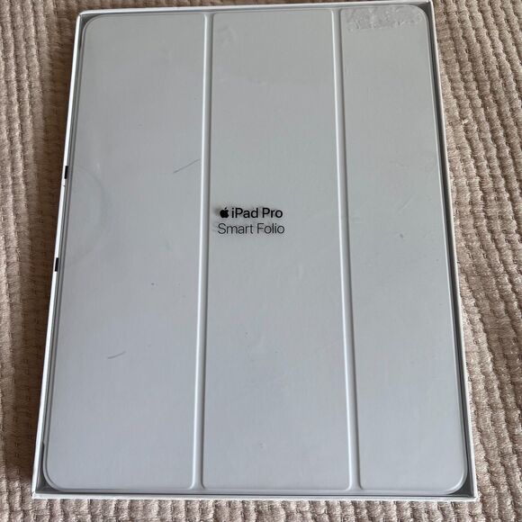 Apple Smart Folio Genuine OEM (for 12.9-inch iPad Pro - 3rd Generation) - White - Picture 1 of 9